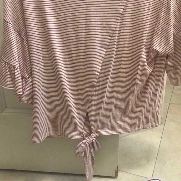 Red stripe shirt - Picture 5 of 5